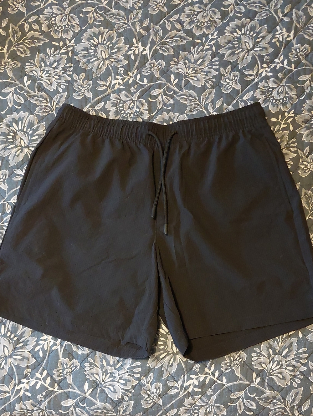 Gap Drawstring Black 5.5" Swim Trunks Size Medium